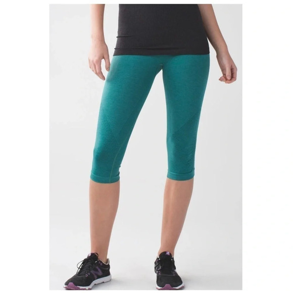 LULULEMON - In The Flow Crop II -  Heathered Forage Teal - Picture 4 of 10